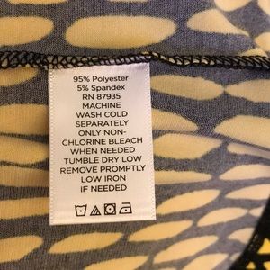 Susan Graver Tops - NWOT sz L Susan graver tank top Susan Graver Tops - NWOT sz L Susan graver tank top